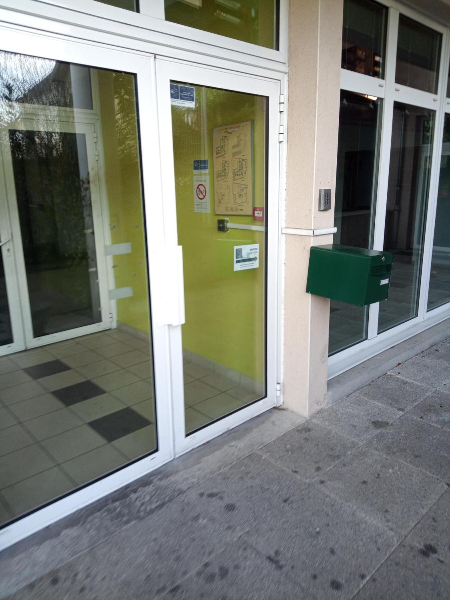 Agreable Studio Familial A Lourdes, Proche Gare المظهر الخارجي الصورة
